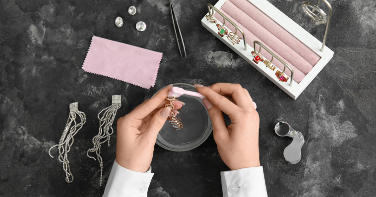 Best Jewelry Guide: Prevention and Cleaning Tips for Rust