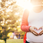 Best Ways to Hide a Baby Bump: Stylish Tips & Tricks